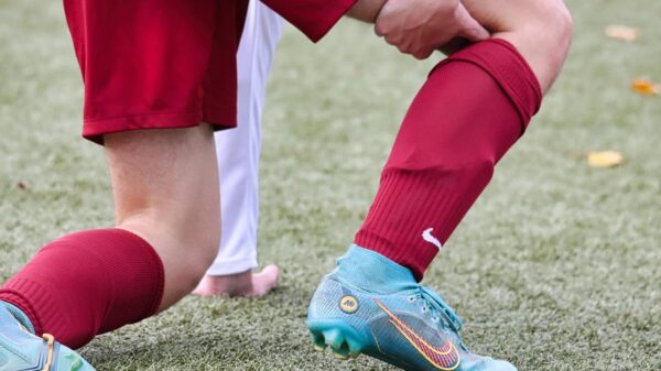 foul, injury, football, footballer, bent over, athlete, soccer, injury, injury, injury, injury, injury